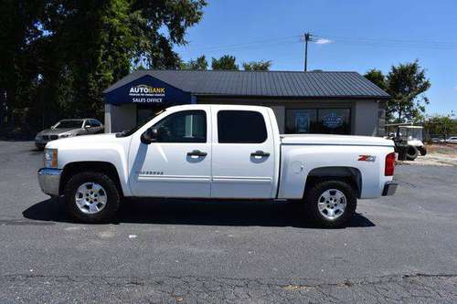 2012 CHEVROLET SILVER LT 4X4 CREW CAB 1500 - EZ FINANCING! FAST... for sale in Greenville, SC