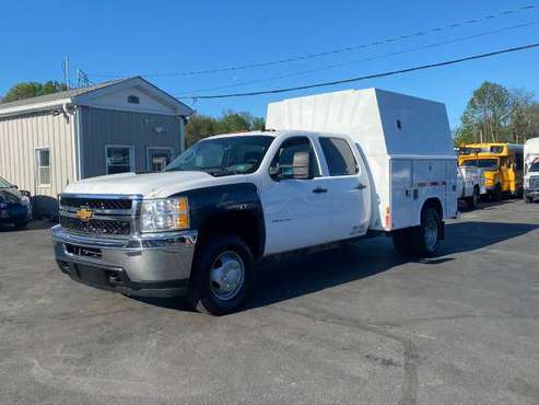 2011 Chevrolet Chevy Silverado 3500HD Work Truck 4x4 4dr Crew Cab LB for sale in Morrisville, PA