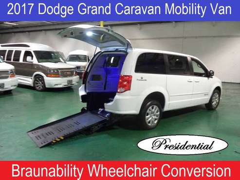 2017 Dodge Grand Caravan SE Wheelchair Handicap Mobility Van -Sale for sale in Charleston, SC