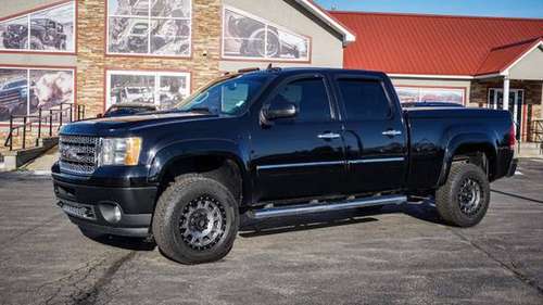 2012 GMC Sierra 2500 HD Crew Cab - cars & trucks - by dealer -... for sale in North East, OH