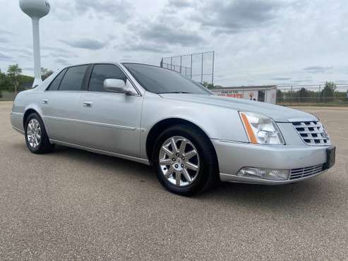 Cadillac DTS for sale in Middleton, WI