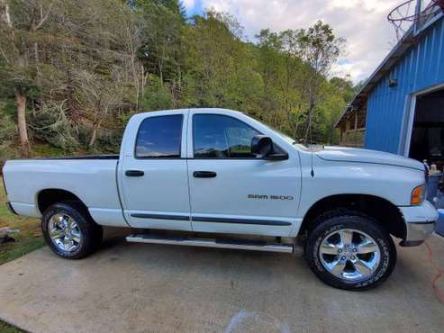 2002 Dodge Ram 1500 4X4 Double Cab for sale in Grassy Creek, NC