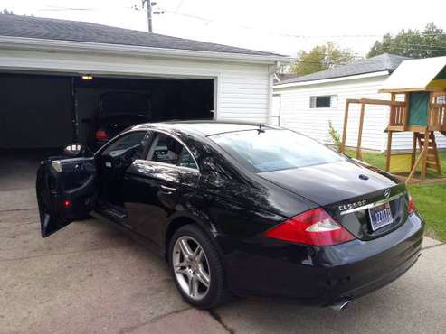 WINTER READY CLS 550 Mercedes Benz LOW LOW MILES for sale in Joliet, IL