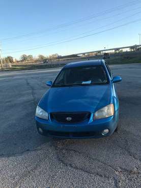 2005 Kia Spectra 5 - cars & trucks - by owner - vehicle automotive... for sale in Memphis, TN