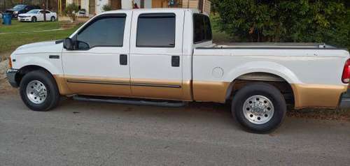 2000 ford F-250 super duty gas for sale in Jacksonville, TX