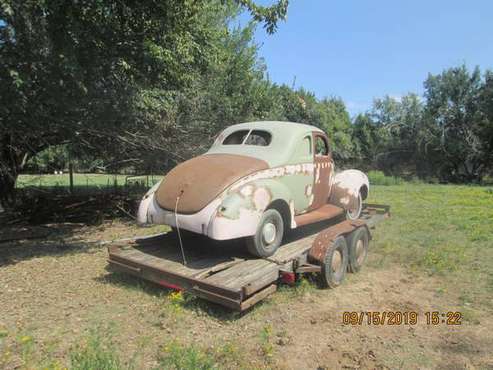 1940 Ford Deluxe Coupe Project for sale in seagoville, TX