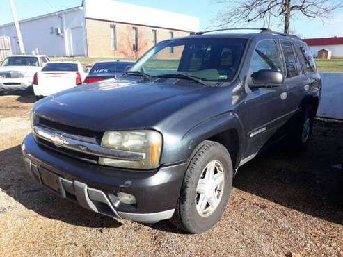 2003 CHEVY TRAILBLAZER LT 4X4 170K MILES LEATHER SUNROOF LOADED... for sale in Camdenton, MO