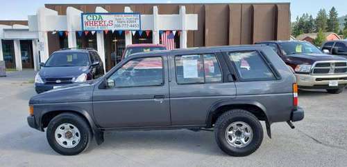 1995 Nissan Pathfinder Manual Transmission 4x4 Cheap! for sale in Post Falls, WA