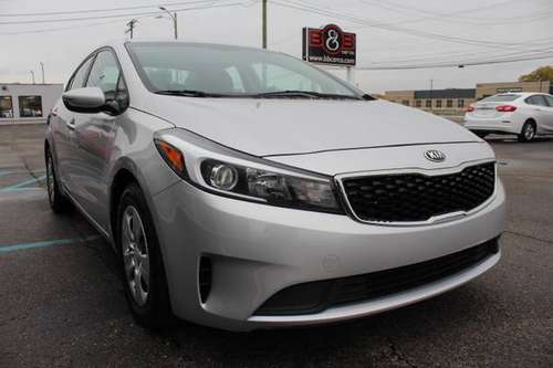 2017 Kia Forte LX *One Owner* - cars & trucks - by dealer - vehicle... for sale in Mount Clemens, MI