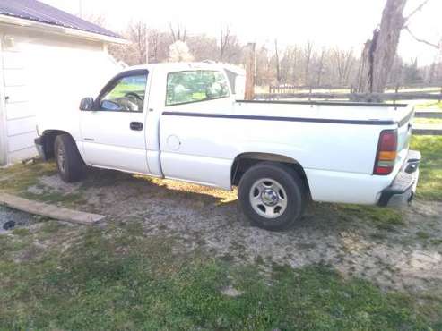 2002 Chevy Truck (trade) for sale in New Haven, KY