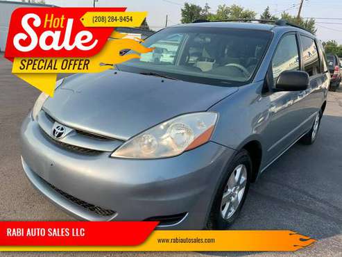 2007 Toyota Sienna LE - cars & trucks - by dealer - vehicle... for sale in Garden City, ID