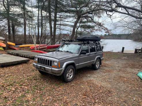 2001 JEEP CHEROKEE LIMITED 4x4 - cars & trucks - by owner - vehicle... for sale in Plymouth, MA