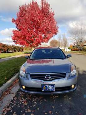 Nissan Altima 2008 SL Power 3.5L v6 One Owner LOW LOW MILES!!! -... for sale in Central Point, OR