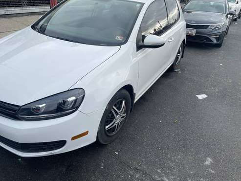 2012 MK6 Volkswagen Golf 2 Door White Manual Transmission - cars & for sale in Queens Village, NY