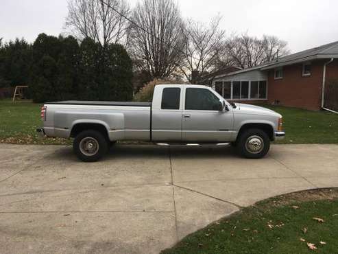 2000 Chevrolet dually - cars & trucks - by owner - vehicle... for sale in Orrville, OH