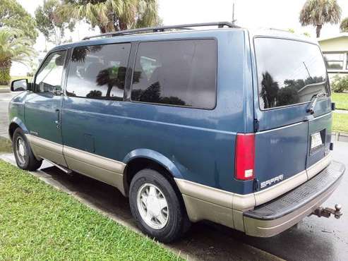 1998 GMC Safari Van Please message me with reasonable offer for sale in Merritt Island, FL