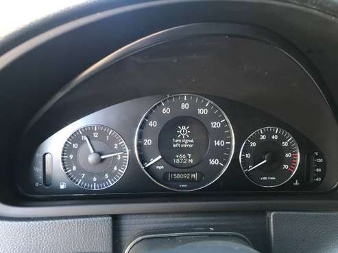 2005 Mercedes Bens CLK 320 - cars & trucks - by owner - vehicle... for sale in Los Angeles, CA