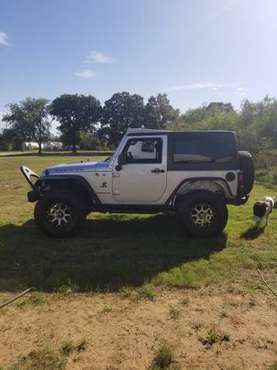 2011 Jeep Wrangler Rubicon - cars & trucks - by owner - vehicle... for sale in Cleburne, TX