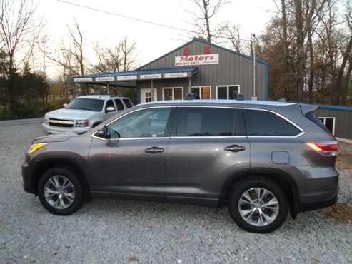 2014 Toyota Highlander XLE AWD ( Seats 8 ) * DVD * GPS * Leather -... for sale in Hickory, IN