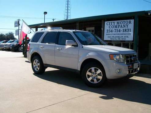 LOCAL WACO DEALER - 2010 FORD ESCAPE LIMITED - cars & trucks - by... for sale in Waco, TX