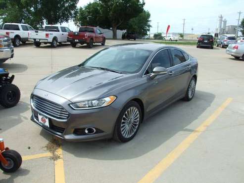 2014 Ford Fusion Titanium - Leather Loaded and 30+ MPG !!! for sale in Vinton, IA