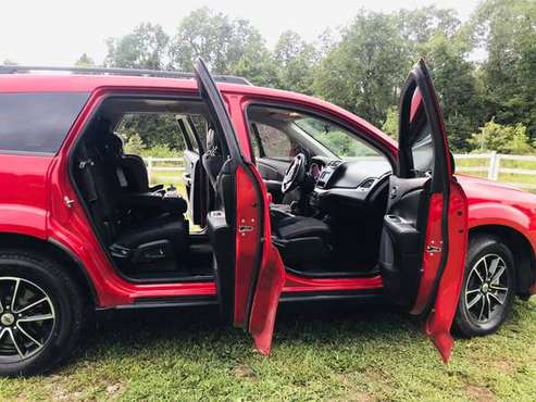 2018 3rd Row Dodge SUV - cars & trucks - by owner - vehicle... for sale in West Plains, MO