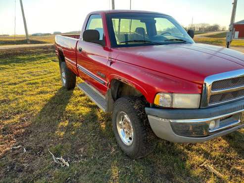 2001 Dodge Ram 2500 Cummins - cars & trucks - by owner - vehicle... for sale in Manchester, IA