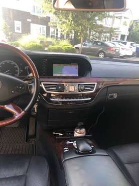 Mercedes Benz s550. 4 matic - cars & trucks - by owner - vehicle... for sale in Louisville, KY