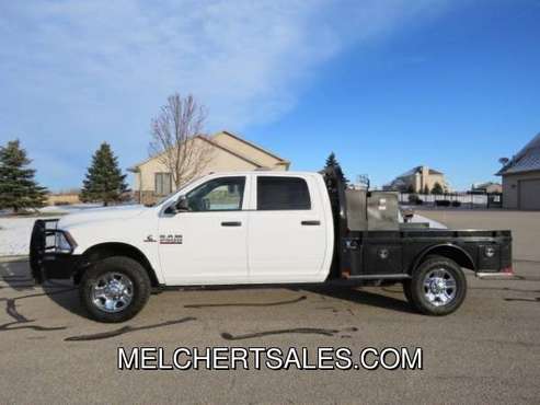 2017 DODGE RAM 2500 CREW DIESEL 4WD FLAT BED CM BED ONLY 35K - cars... for sale in Neenah, WI
