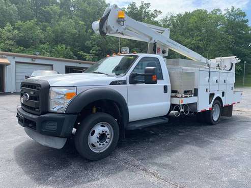 2012 Ford F-550 Bucket Truck Utility ETI Boom (Low Miles) - cars &... for sale in Kimmswick, TN