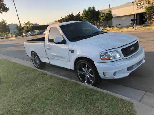 2001 Ford F-150. Short bed no problems for sale in Valyermo, CA