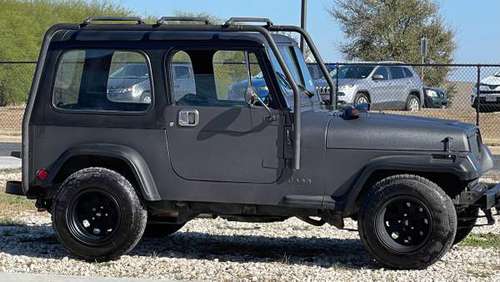 1992 JEEP WRANGLER - cars & trucks - by owner - vehicle automotive... for sale in Round Rock, TX