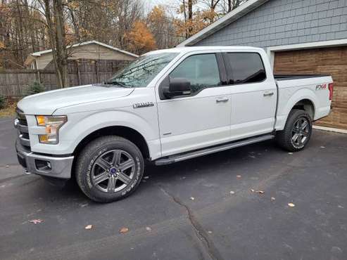 2015 f150 crew 4x4 60k miles - cars & trucks - by owner - vehicle... for sale in Frankenmuth, MI