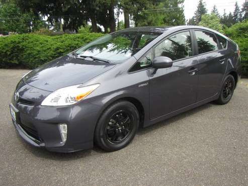 2015 Toyota Prius Three - - by dealer - vehicle for sale in Shoreline, WA