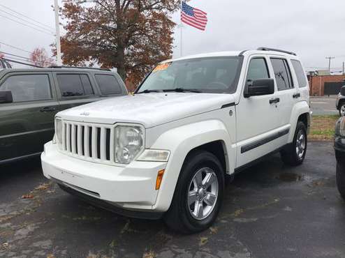2009 Jeep Liberty, 4WD, Clean, Great Value! - cars & trucks - by... for sale in Branford, CT
