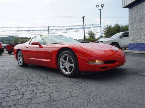 2004 Chevrolet Corvette coupe BASE - Red for sale in Beckley, WV