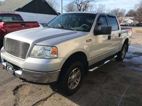 2005 Ford F150 SuperCrew 4X4 - cars & trucks - by dealer - vehicle... for sale in Des Moines, IA