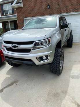 2018 Chevy Colorado 4x4 Crew Cab - cars & trucks - by owner -... for sale in Knoxville, TN