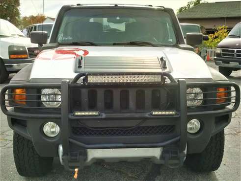 2009 Hummer H3 Off Road 4x4 - cars & trucks - by owner - vehicle... for sale in Cortland, OH