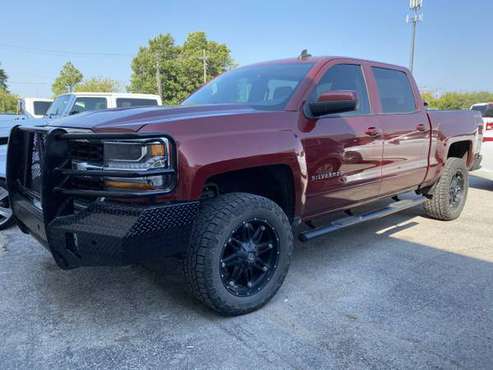 *LOW MILES* 2016 CHEVY SILVERADO 1500 LT 4X4 - cars & trucks - by... for sale in Norman, TX