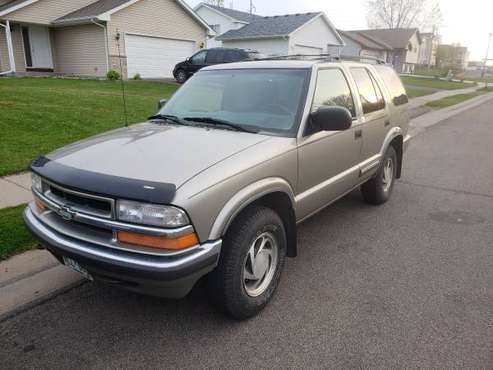 2000 Chevrolet Blazer for sale in Buffalo, MN