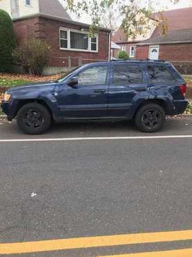 2005 Jeep grand cherokee - cars & trucks - by owner - vehicle... for sale in Floral Park, NY