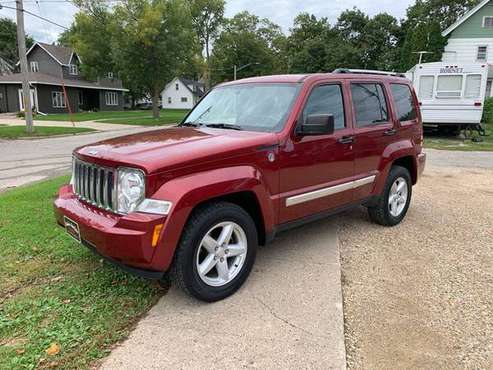 2012 Jeep Liberty 4x4 Limited *WINTER IS RIGHT AROUND THE CORNER!! for sale in HAMPTON, IA