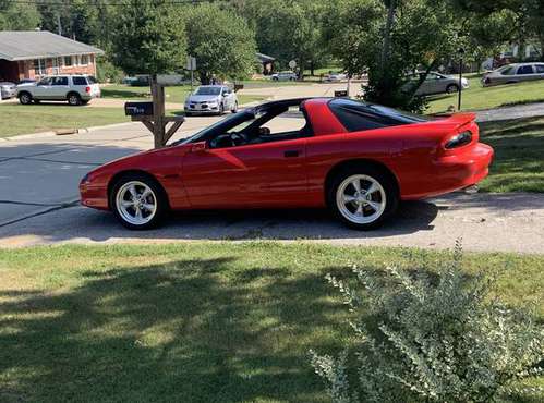1997 Chevy Camaro - cars & trucks - by owner - vehicle automotive sale for sale in Eureka, MO