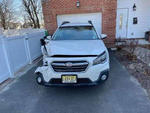 wracked 2018 subaru outback for sale in Hawthorne, NJ