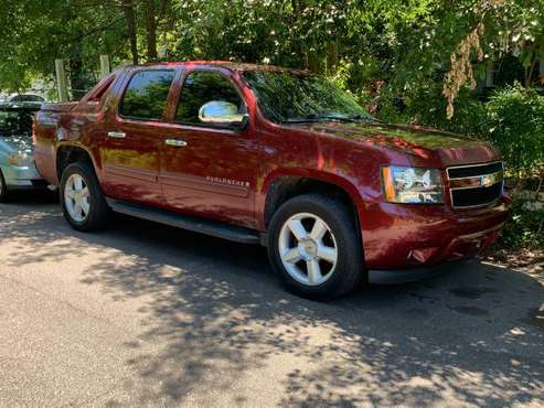 2009 Chevy Avalanche for sale in Walls, MS
