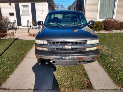 2000 chevy silverado z71 single cab 4x4 - cars & trucks - by owner -... for sale in Racine, WI
