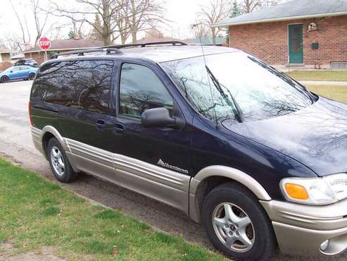 2002 Pontiac Montana - cars & trucks - by owner - vehicle automotive... for sale in Monroe, MI