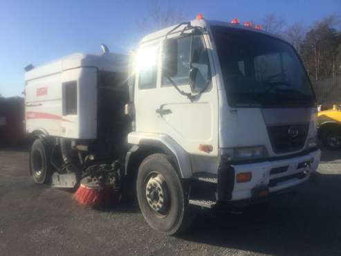 2008 sweeper truck for sale in Donegal, PA