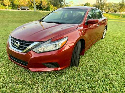 2016 Nissan Altima__clean title for sale in Naples, FL